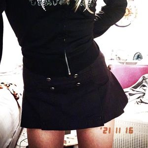 Black pleated mini skirt, #emo #goth #grunge #fairycore